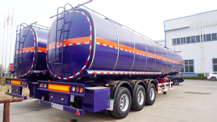 3 Axle 50000L Petrol Tanker for Sale in Burundi