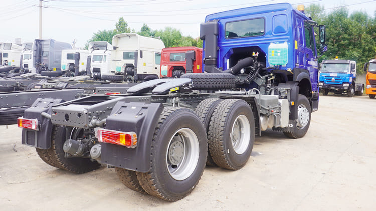 Sinotruk Howo Tractor Truck 430 6x4 for Sale in Burundi